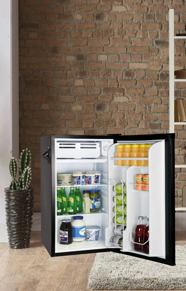 Frigidaire Retro Mini Refrigerator with Side Bottle Opener - Image 6